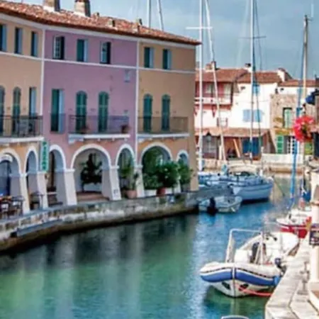 Chez Bella Grimaud